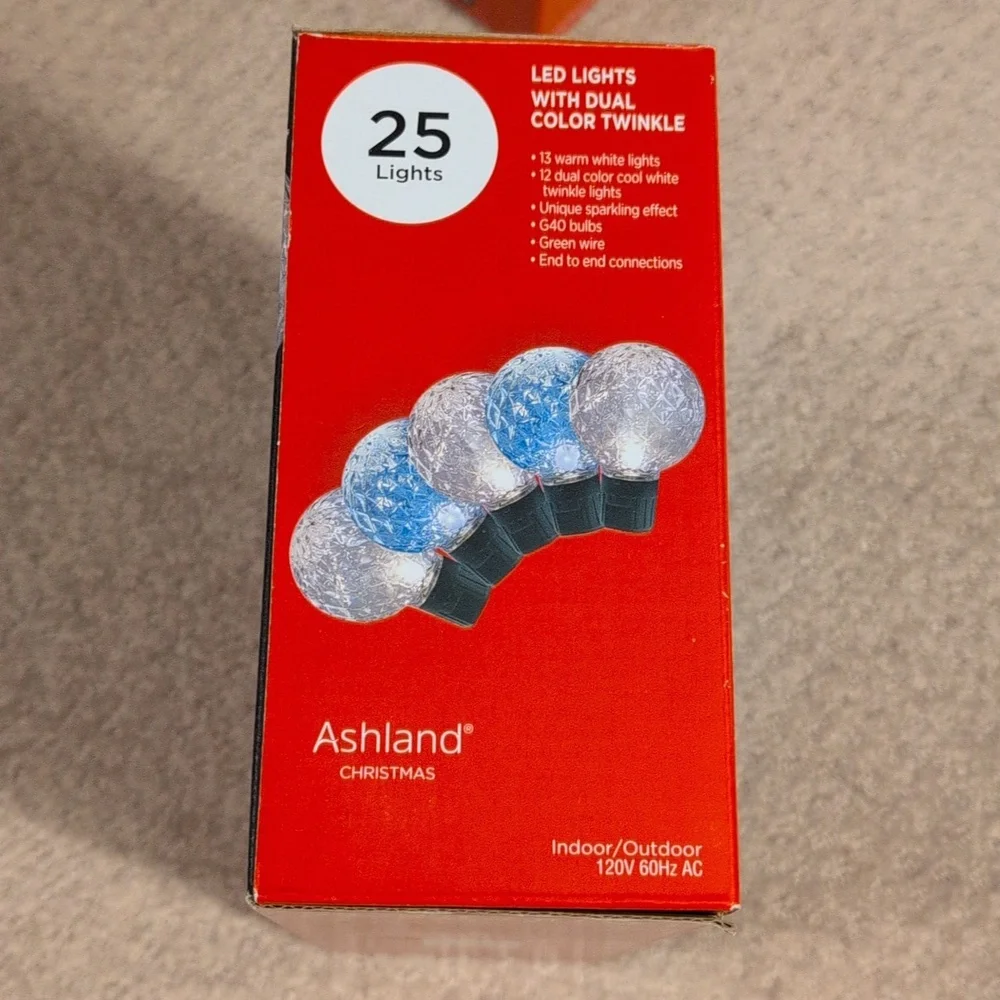 LED Dual Color Twinkle Christmas Lights in White and Blue NEW (set #3)